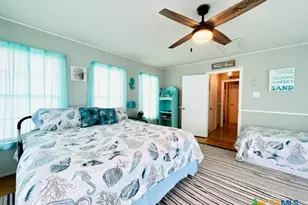 28 N Blackburn Ave, Port Lavaca, TX 77979 - Photo 18