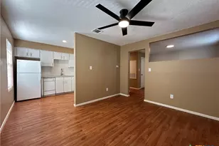 1409 N Bishop St, San Marcos, TX 78666 - Photo 1