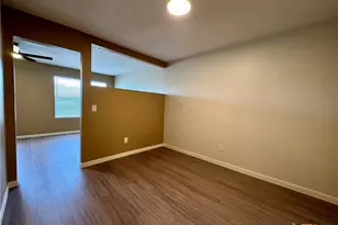 1409 N Bishop St, San Marcos, TX 78666 - Photo 8