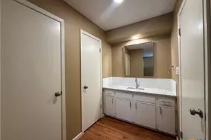 1409 N Bishop St, San Marcos, TX 78666 - Photo 10