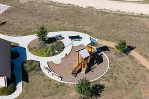 523 Deer Crest Dr, New Braunfels, TX 78130 - Photo 38