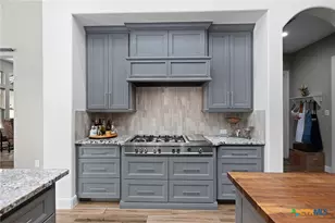 1623 Bussola, New Braunfels, TX 78132 - Photo 14