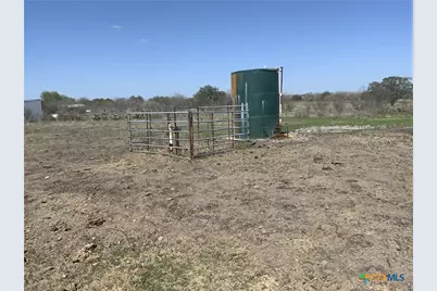 2647 Fm 3282, Gonzales, TX 78629 - Photo 6