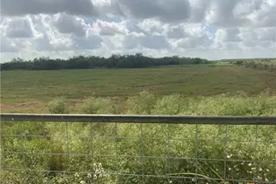 2647 Fm 3282, Gonzales, TX 78629 - Photo 32