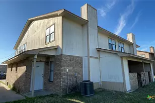 1813 Cedarhill Units A-D Dr, Killeen, TX 76543 - Photo 2