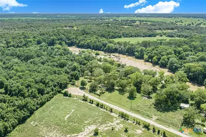 850 Crestview Drive, Cuero, TX 77954 - Photo 12