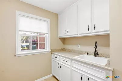 101 Creekridge Drive, Victoria, TX 77904 - Photo 28