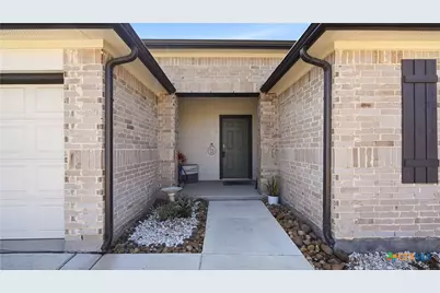 832 Nodding Nixie, Seguin, TX 78155 - Photo 2