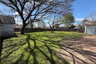 505-507-611 Ave C, Victoria, TX 77901 - Photo 8