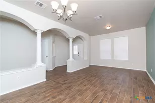 2403 Black Orchid Dr, Killeen, TX 76549 - Photo 4