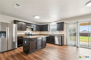 2007 Jefferson Ct, Belton, TX 76513 - Photo 8