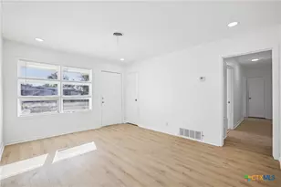 1106 S 15th St, Copperas Cove, TX 76522 - Photo 4