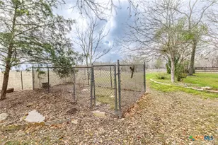 3603 US Hwy 90A E, Gonzales, TX 78629 - Photo 28