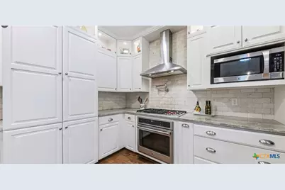 1731 Cypress Rapids Drive, New Braunfels, TX 78130 - Photo 8