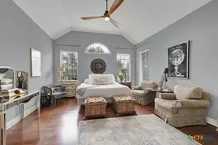 337 Lone Creek Cir, New Braunfels, TX 78132 - Photo 14