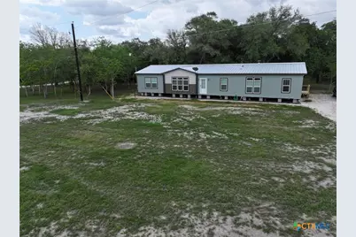 838 E. Oak St., Goliad, TX 77963 - Photo 42