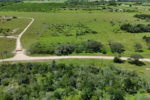 752 Lassman Rd, Goliad, TX 77963 - Photo 20