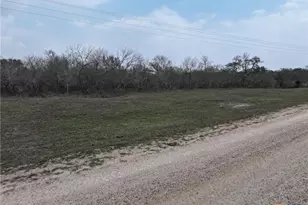 752 Lassman Rd, Goliad, TX 77963 - Photo 28
