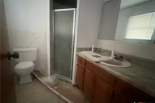 509 W 6th St, Yorktown, TX 78164 - Photo 12