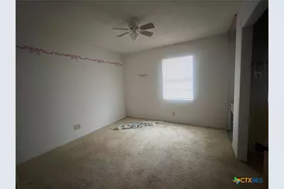 509 W 6th Street, Yorktown, TX 78164 - Photo 10