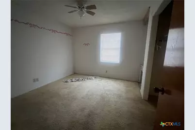 509 W 6th Street, Yorktown, TX 78164 - Photo 16