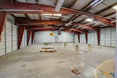 1301 N East Street, Victoria, TX 77901 - Photo 22