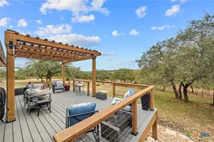 401 Ranch View Rd, Spicewood, TX 78669 - Photo 40