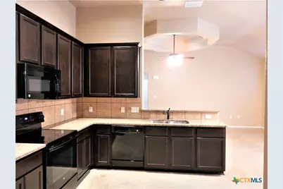 1071 Carolyn Cove, New Braunfels, TX 78130 - Photo 10