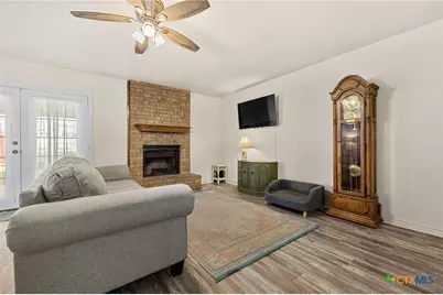 909 N 4th Street, Copperas Cove, TX 76522 - Photo 4