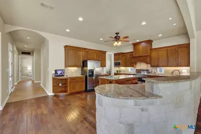 7607 Sky Loop, Garden Ridge, TX 78266 - Photo 12