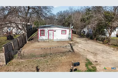 814 Alabama Street, San Marcos, TX 78666 - Photo 2
