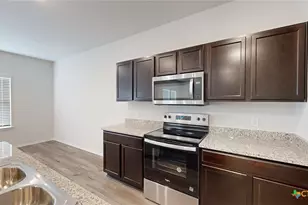 329 Dobson Dr, Killeen, TX 76549 - Photo 8