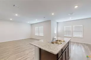 329 Dobson Dr, Killeen, TX 76549 - Photo 10