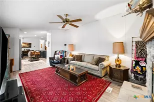 690 Cherry Ridge, Floresville, TX 78114 - Photo 16