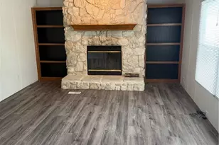 690 Cherry Ridge, Floresville, TX 78114 - Photo 10