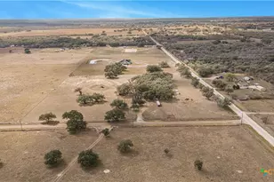 60 Ewing Rd, Goliad, TX 77963 - Photo 32