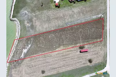 39 N Bay Shore Dr, Port Lavaca, TX 77979 - Photo 6