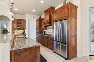 388 Scarlet Ct, Canyon Lake, TX 78133 - Photo 8