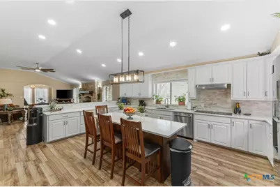 101 Hunters Glen Drive, San Marcos, TX 78666 - Photo 10