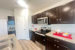 1137 Laila Ln, Belton, TX 76513 - Photo 4