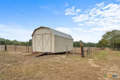 000 Hwy 90A, Sheridan, TX 77475 - Photo 18