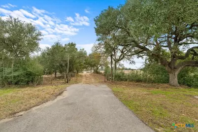000 Hwy 90A, Sheridan, TX 77475 - Photo 2