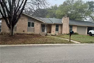 805 Timber St, New Braunfels, TX 78130 - Photo 1