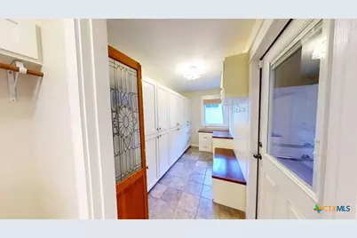 805 Timber Street, New Braunfels, TX 78130 - Photo 2