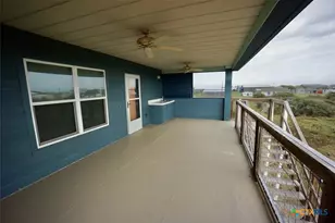 811 W Main St, Port O'Connor, TX 77982 - Photo 18