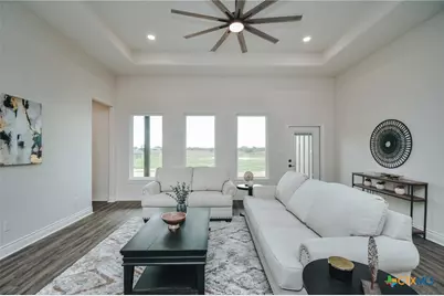 321 Whitetail Lane, Victoria, TX 77905 - Photo 14