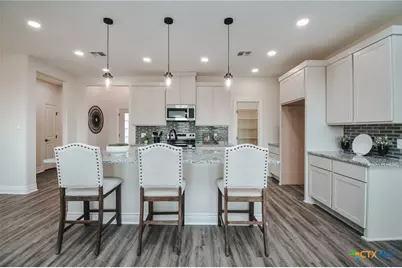 321 Whitetail Lane, Victoria, TX 77905 - Photo 6