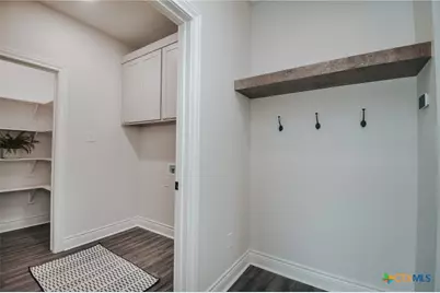 321 Whitetail Lane, Victoria, TX 77905 - Photo 32