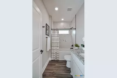 321 Whitetail Lane, Victoria, TX 77905 - Photo 26