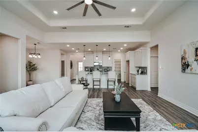 321 Whitetail Lane, Victoria, TX 77905 - Photo 16